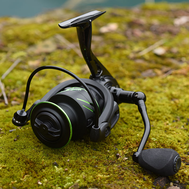 Unleash Your Angling Potential with the Full Metal Spinning Fishing Reel