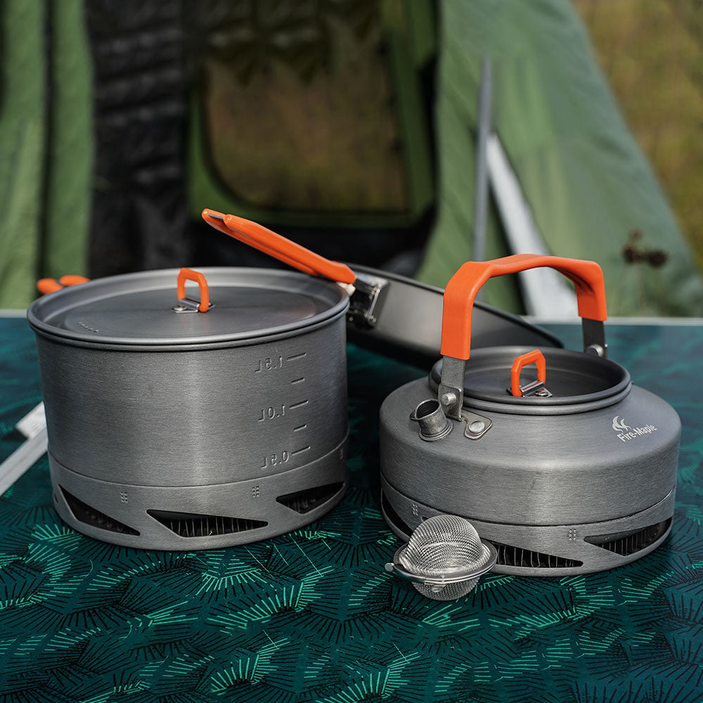 Experience the Great Outdoors with Our Portable Outdoor Camping Cookware Set